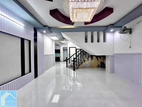 Bán Nhà Trệt Lầu Trục chính hẻm 234 đường Hoàng Quốc Việt - Gần Bệnh viện Nhi Đồng, ĐH FPT