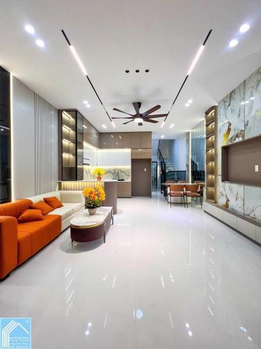 Bán Nhà Trệt Lầu Trục Chính Hẻm 311 Nguyễn Văn Cừ - Gần ĐH Công Nghệ, CĐ Y Tế