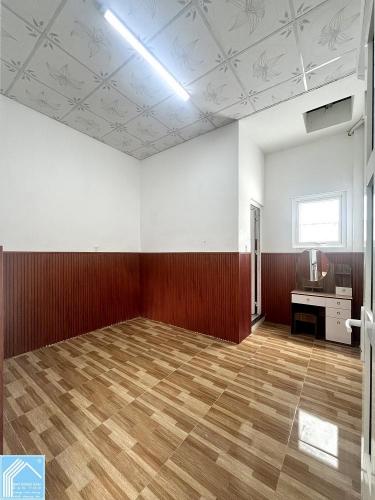 Bán Nhà Trệt Lầu Trục chính hẻm 68 Cách Mạng Tháng 8 - Kế trường Mầm Non Mặt Trời Nhỏ 2