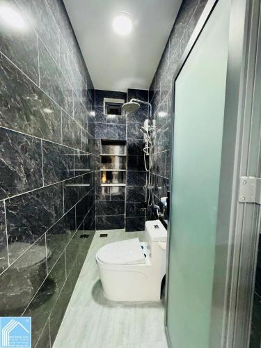  BÁN NHÀ TRỆT LẦU – VIEW SÔNG THOÁNG MÁT  Khu phố Rạch Ông Dựa – Bùi Hữu Nghĩa, P. Long Tuyền, 