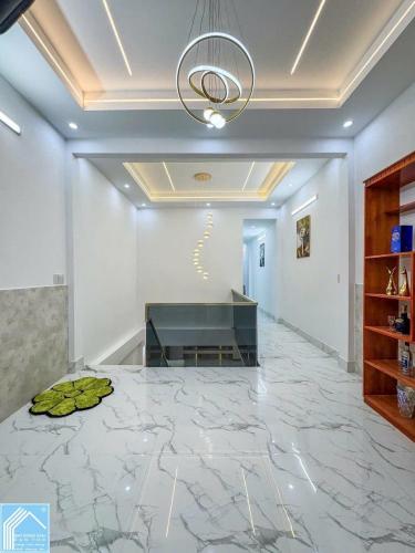 Bán Nhà Trệt Lửng Lầu Hẻm 67 Phan Đăng Lưu - Cách Vincom Hùng Vương 80m