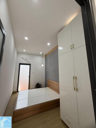 Bán Nhà Trệt mặt tiền trục chinh hẻm 68 CMT8 Cái Khế( An hoà củ) Có 2 Phòng Ngủ, sân vườn view sông