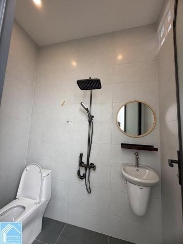 Bán Nhà Trệt mặt tiền trục chinh hẻm 68 CMT8 Cái Khế( An hoà củ) Có 2 Phòng Ngủ, sân vườn view sông