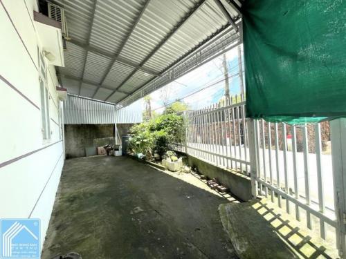 Bán nhà trệt Rạch Bến Bạ, Phường Hưng Phú, TP. Cần Thơ. Vị trí Gần Căn Nhà Màu Tím đường Chí Sinh.