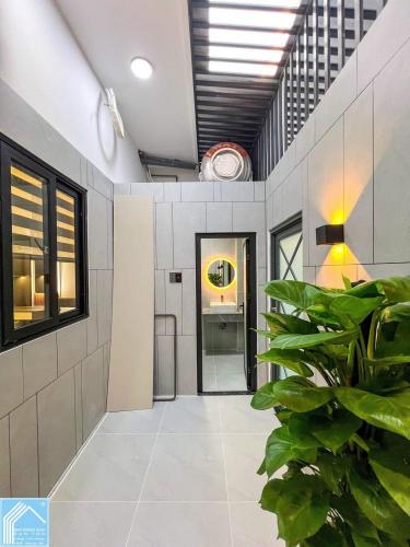 BÁN SIÊU PHẦM - Mặt Tiền - NHÀ 2 LẦU - HIỆN ĐẠI (TẶNG FULL NỘI THẤT CAO CẤP)