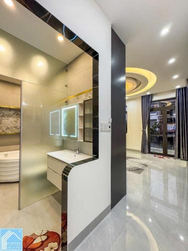 BÁN SIÊU PHẦM - Mặt Tiền - NHÀ 2 LẦU - HIỆN ĐẠI. TẶNG FULL NỘI THẤT CAO CẤP