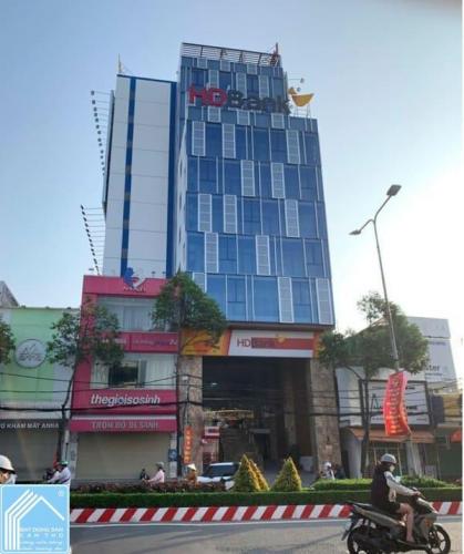 Bán Tòa Nhà 12 Tầng Mặt Tiền Mậu Thân, Ninh Kiều, Cần Thơ | Đang Cho HDBank Thuê
