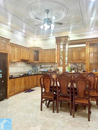 Biệt Thự 1 Trệt 2 Lầu đường B1 KDC Hưng Phú - Đối diện Siêu Thị Go