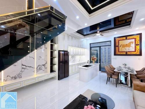 cần bán nhà KDC Hồng Loan đường D1