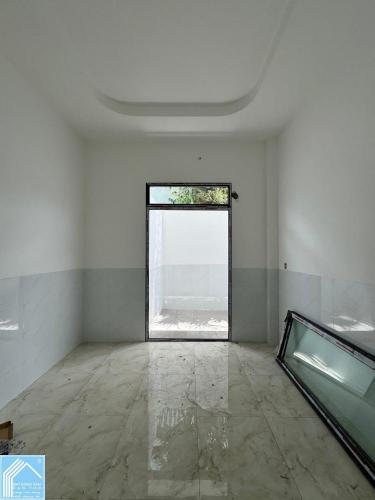 CẦN BÁN NHÀ TRỆT LẦU MỚI XÂY ĐƯỜNG B4 KDC PHÚ AN  