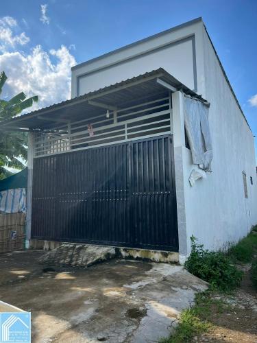 CẦN CHO THUÊ NHÀ NGUYÊN CĂN 1 LẦU, GIÁ 3.5TR/THÁNG