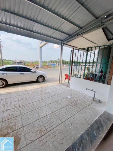 cặp nền có nhà cấp 4 đầu cổng KDC Thiên Lộc