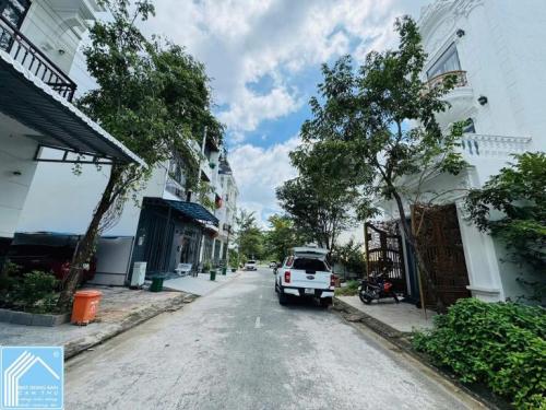 CẶP NỀN ĐƯỜNG SỐ 4 KHU VĂN HOÁ TÂY ĐÔ - P. CÁI RĂNG - TP. CẦN THƠ