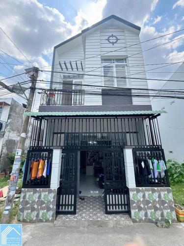 CG- NHÀ LẦU ĐẸP CÁCH NGUYỄN VĂN LINH CHỈ 30M - TRỤC CHÍNH TỔ 15 NGUYỄN VĂN LINH, PHƯỜNG LONG TUYỀN,