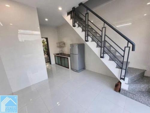 CG. NHÀ  HẺM 5 LÊ QUANG CHIỂU. GIÁ 3tr500 ( 1 máy lạnh)  Nhà minihuose hẻm  5 Lê Quang Chiểu