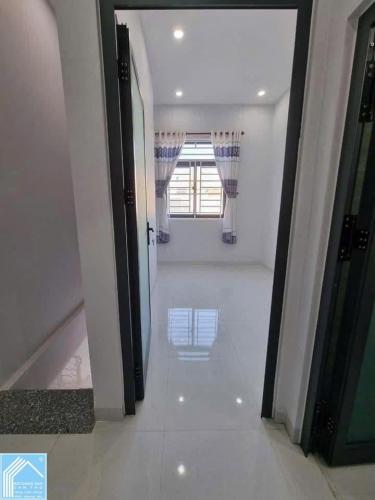 CG. NHÀ  HẺM 5 LÊ QUANG CHIỂU. GIÁ 3tr500 ( 1 máy lạnh) Nhà minihuose hẻm  5 Lê Quang Chiểu