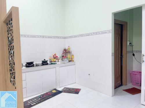 Bán nhà 2 mặt tiền cấp 4 Rạch Sông Bến Bạ - Gần căn nhà màu tím - P. Hưng Phú (Tân Phú cũ) 