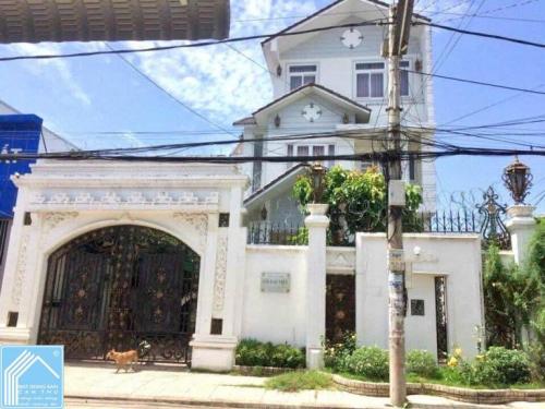 Cho Thuê Biệt Thự 1 Trệt 2 Lầu hẻm 54 Hùng Vương, P.Ninh Kiều, Cần Thơ Cho Thuê Biệt Thự 1 Trệt 2 Lầu hẻm 54 Hùng Vương, P.Ninh Kiều, Cần Thơ
