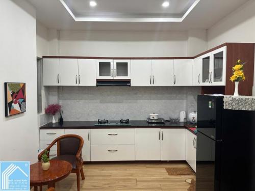 CHO THUÊ CĂN HỘ FULL NỘI THẤT 70M2, 2PN 