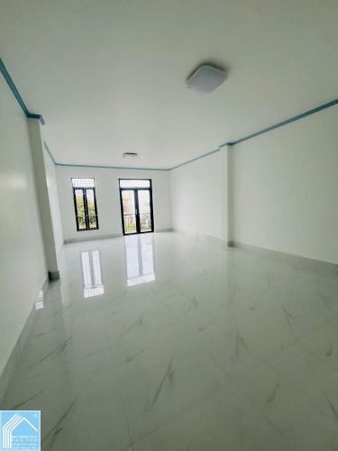 Cho Thuê Cặp Nhà 1 Trệt 3 Lầu Sân Thượng đường D1 KDC Hồng Loan, P.Cái Răng