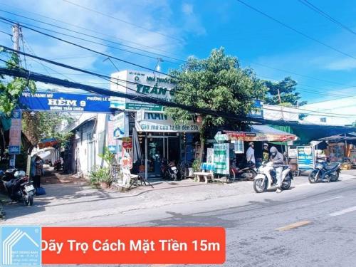 CHO THUÊ Giá : 2.5triệu / Tháng. Cọc 1 Tháng (Nhà 1Trệt 1Lầu, đầu Hẻm 9 Trần Chiên)