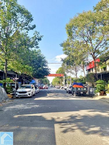 Cho Thuê Hơn 900m2 Đất giáp đường số 4 KDC Hồng Phát - Cách Trần Hoàng Na 80m