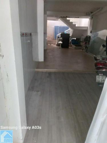 Cho thuê mặt tiền nguyễn trãi gần công viên hùng vương giá dưới 20 triệu 