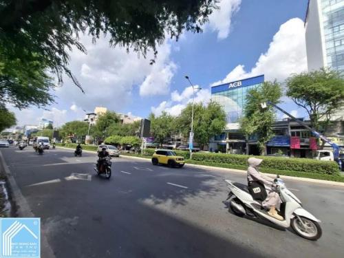Cho thuê nguyên căn MT đường 30/4 , p Ninh Kiều , sát ĐL Hòa Bình, 22 tr