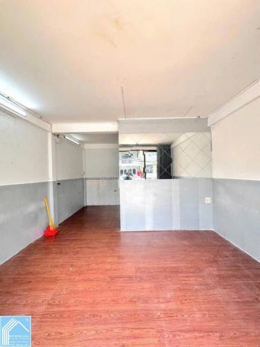 CHO THUÊ nguyên căn NHÀ 1T2L,  MẶT TIỀN Phạm Ngũ Lão. Vừa ở vừa KDoanh, VPCTy, Spa,...