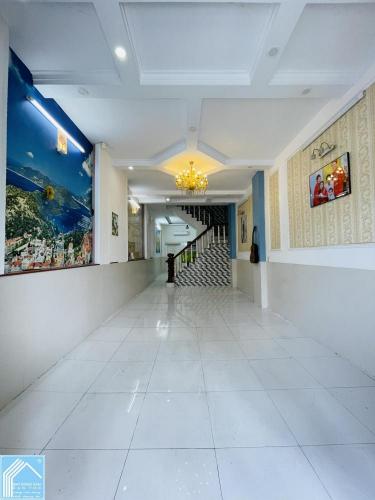 Cho thuê nhà 1 trệt 2 lầu khu dân cư Đại học y Dược 