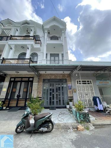 Cho thuê nhà 1 trệt 2 lầu khu dân cư Đại học y Dược 