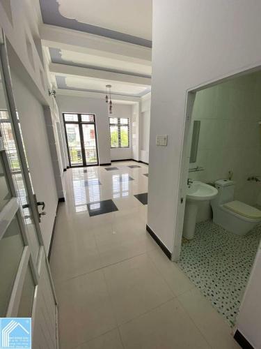 Cho Thuê Nhà 1 Trệt 2 Lầu Sân thượng 177 đường Xuân Thuỷ KDC Hồng Phát Cần Thơ