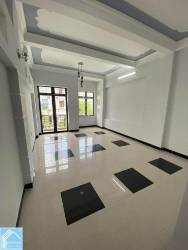 Cho Thuê Nhà 1 Trệt 2 Lầu Sân thượng 177 đường Xuân Thuỷ KDC Hồng Phát Cần Thơ