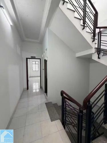 Cho thuê Nhà 3 lầu đường Lê Chân kdc 91b