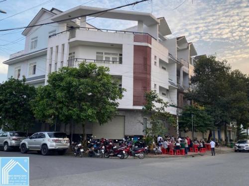 Cho thuê nhà góc 2 mặt tiền đường bùi quang trinh đối diện 586 giá 20 triệu