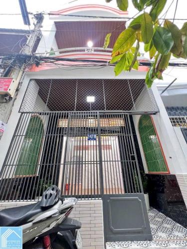 Cho thuê nhà hẻm 3 phòng ngủ đường nguyễn văn cừ giá 6 triệu 