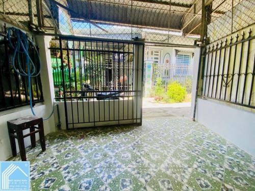 Cho thuê nhà HẺM 9 Trần Nam Phú, 2phòng ngủ, 1 máy lạnh, hẻm rộng 4m
