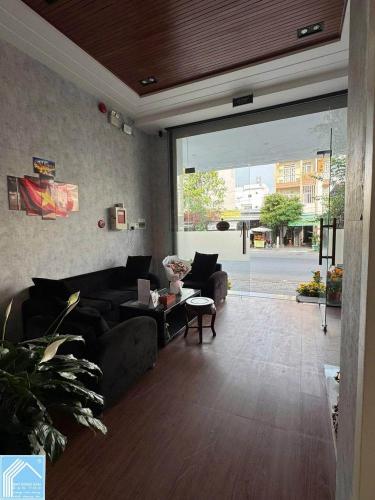 Cho thuê nhà mặt tiền chợ hưng phú 1 gần cầu quang trung giá 10 triệu 