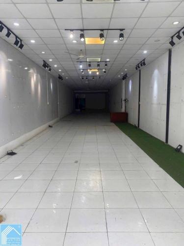 Cho thuê nhà mặt tiền đường 3 tháng 2 ngang trên 5m giá dưới 30 triệu 