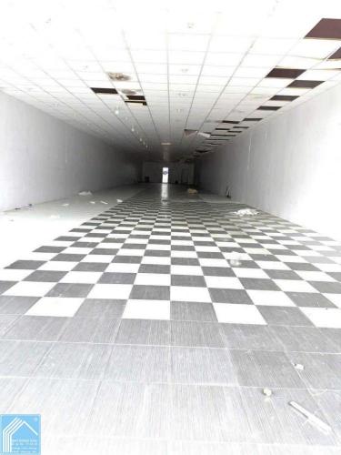 CHO THUÊ NHÀ MẶT TIỀN ĐƯỜNG 30 THÁNG 4 NGANG 8m GIÁ 40 TRIỆU