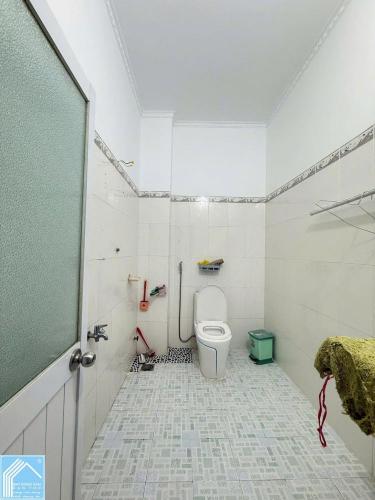 Cho thuê nhà mặt tiền đường số 30 kdc công ty 8 gần cây xăng giá 8,5 triệu