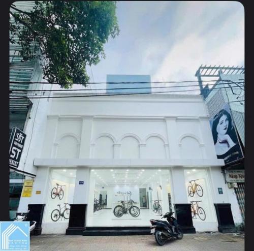 Cho thuê nhà mặt tiền đường trần hưng đạo cần thơ ngang hơn 10m