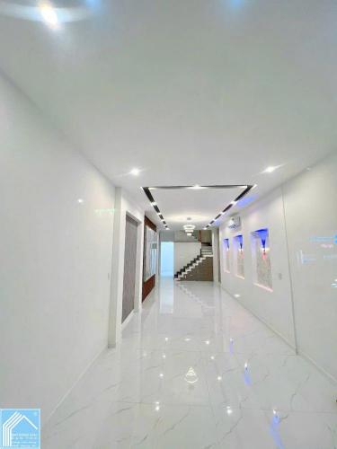 CHO THUÊ NHÀ MẶT TIỀN ĐƯỜNG TRẦN HƯNG ĐẠO GIÁ 25 TRIỆU THÁNG