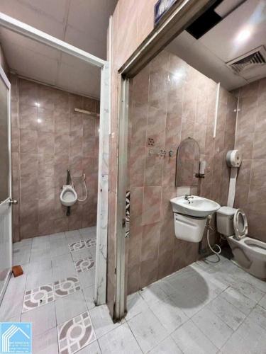 CHO THUÊ NHÀ MẶT TIỀN ĐƯỜNG TRẦN NGỌC QUẾ GIÁ 36 TRIỆU