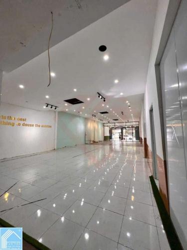 CHO THUÊ NHÀ MẶT TIỀN ĐƯỜNG TRẦN NGỌC QUẾ GIÁ 36 TRIỆU