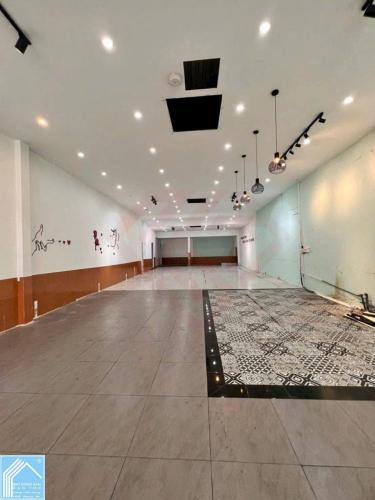 CHO THUÊ NHÀ MẶT TIỀN ĐƯỜNG TRẦN NGỌC QUẾ GIÁ 36 TRIỆU