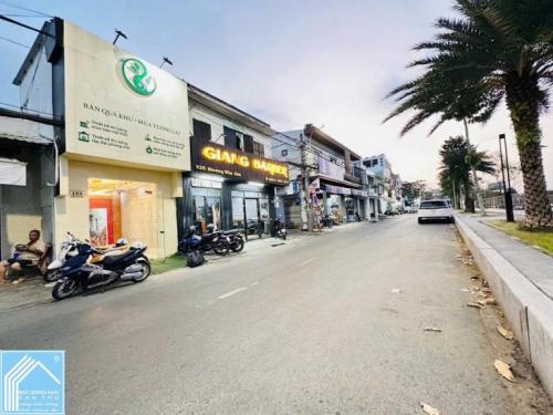 Cho thuê nhà mặt tiền hoàng văn thụ trung tâm cân thơ giá 7 triệu 