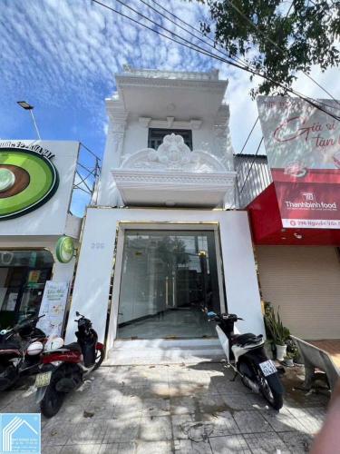  Cho thuê nhà mặt tiền nguyễn văn cừ nối dài gần bệnh viện đại học y dược cần thơ 