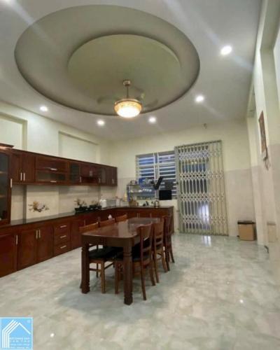 Cho thuê nhà mặt tiền xuân hồng đối diện bệnh viện nhi giá 17 triệu