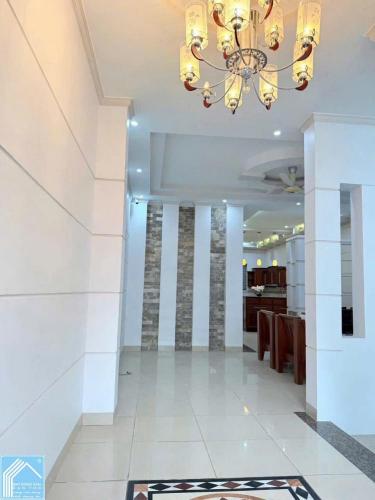 Cho Thuê Nhà trệt 2 lầu đường Nam Cao kdc 91b - thông trần hoàng na, nguyễn hiền